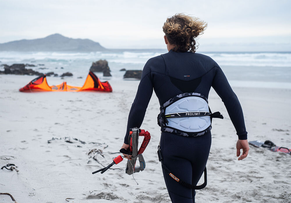 Zipless wetsuit
