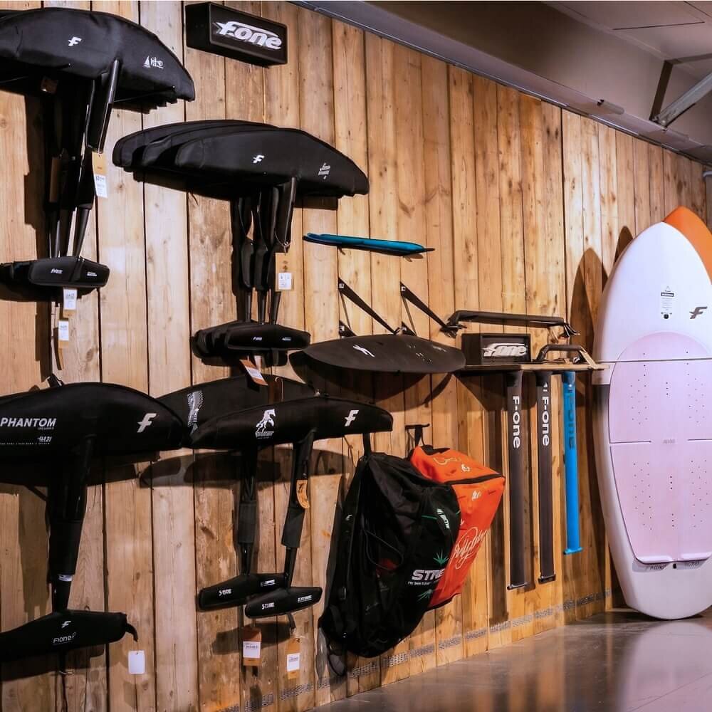 surf-shop-photo-4